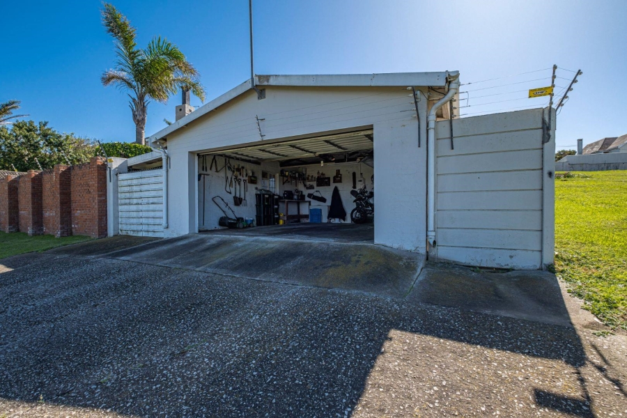 4 Bedroom Property for Sale in Mill Park Eastern Cape